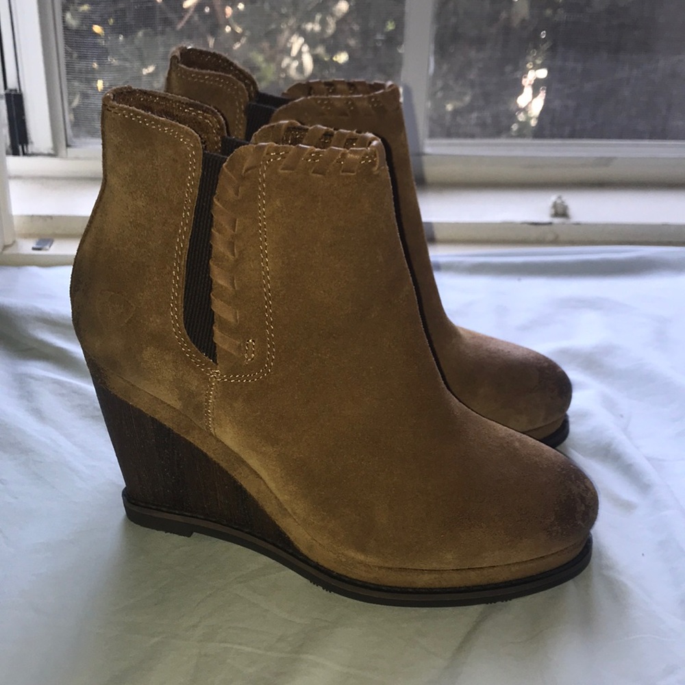 Brown bootie heels